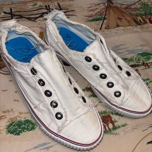 Women’s Blowfish Malibu sneakers size 7